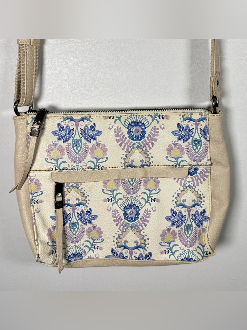The SAK Alameda Cream Pebbled Faux Leather Floral Print Shoulder Crossbody Bag - Picture 3 of 11